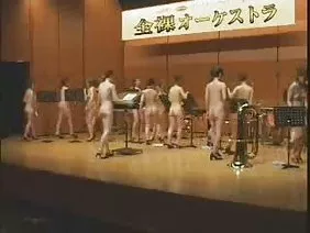 dalawang russian lesbians na may isang vibrator.