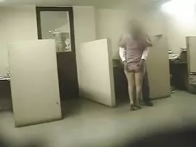mga kapitbahay